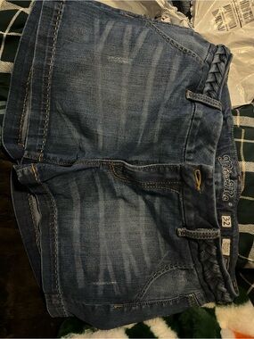 Miss Me Men's Washed Blue Relaxed Fit Jeans Shorts